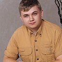 Денис, 22 года