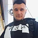 Михаил, 33 года