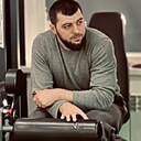 Амир, 33 года
