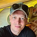 Михаил, 33 года