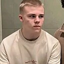 Максим, 18 лет