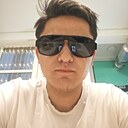 Алишер, 18 лет