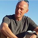 En, 57 лет