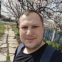 Илья, 32 года