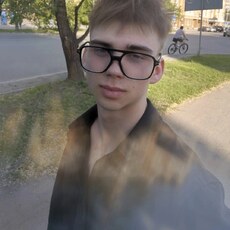 Фотография мужчины Кирилл, 18 лет из г. Тюмень