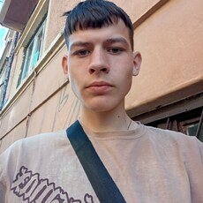 Фотография мужчины Ілля, 18 лет из г. Черновцы