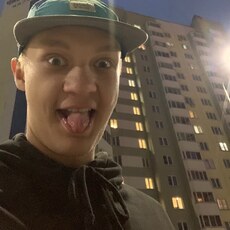 Фотография мужчины Вадим, 19 лет из г. Киров