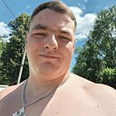 Макс, 32 года