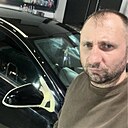 Aron, 44 года
