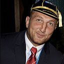 Leo, 42 года