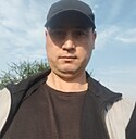 Мансурбек, 43 года