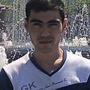 Shuhrat, 32 года