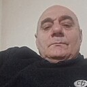 Миша, 61 год