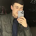 Малик, 25 лет