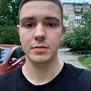 Максим, 21 год