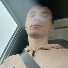 Фотография мужчины Mikhail, 28 лет из г. Южно-Сахалинск