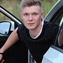 Диня, 23 года