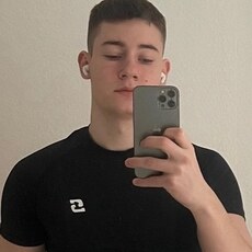 Фотография мужчины Лев, 21 год из г. Екатеринбург