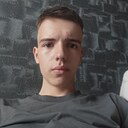 Ростик, 18 лет