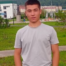Фотография мужчины Ахмед, 23 года из г. Усть-Кут