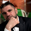 Адам, 44 года