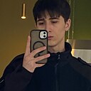 Азиз, 18 лет
