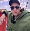 Динар, 43 года