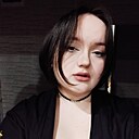 Poppy, 22 года
