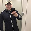 Boyfrend, 33 года