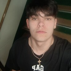 Фотография мужчины Алексей, 18 лет из г. Находка