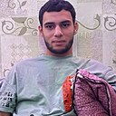 Илхам, 20 лет