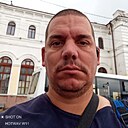 Lázaro, 42 года