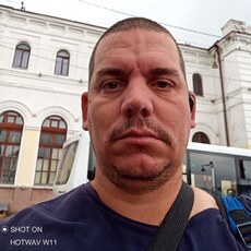 Фотография мужчины Lázaro, 42 года из г. Серпухов