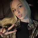 Полина, 22 года