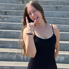Фотография девушки Надежда, 19 лет из г. Сургут
