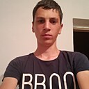 Мухаммад, 18 лет