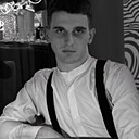 Илья, 22 года