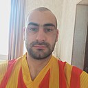 Артур, 24 года