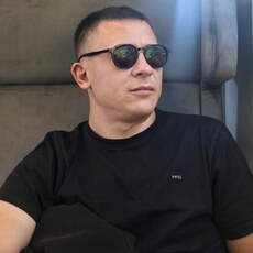 Фотография мужчины Koe Кто, 36 лет из г. Варшава