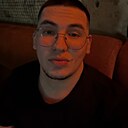 Артур, 25 лет