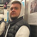 And, 32 года