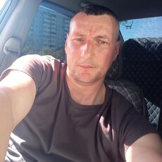 Иван, 40 из г. Омск.