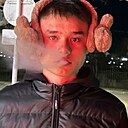Роман, 19 лет