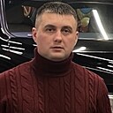 Макс, 32 года