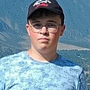 Владислав, 18 лет