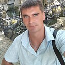 Михаил, 33 года