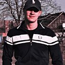Яяя, 24 года