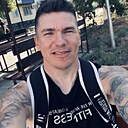 Van, 43 года
