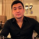 Km, 33 года