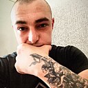 Артем, 23 года